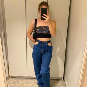 Reworked highwaisted jeans with cutouts